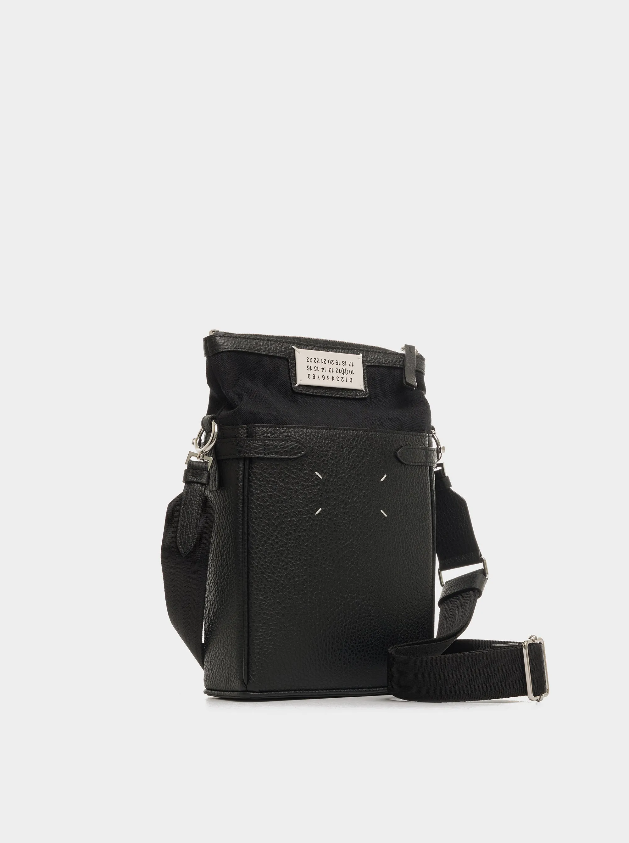 Black Vertical 5AC Camera Bag