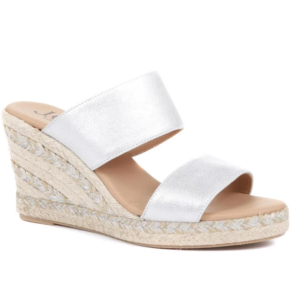 AMABELLE 322 052 Amabelle Wedge Mule Sandals