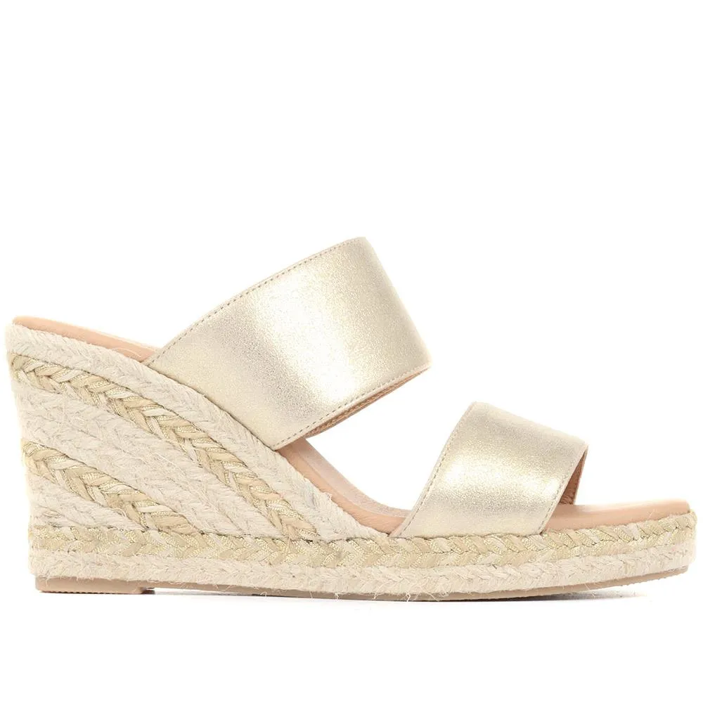 AMABELLE 322 052 Amabelle Wedge Mule Sandals