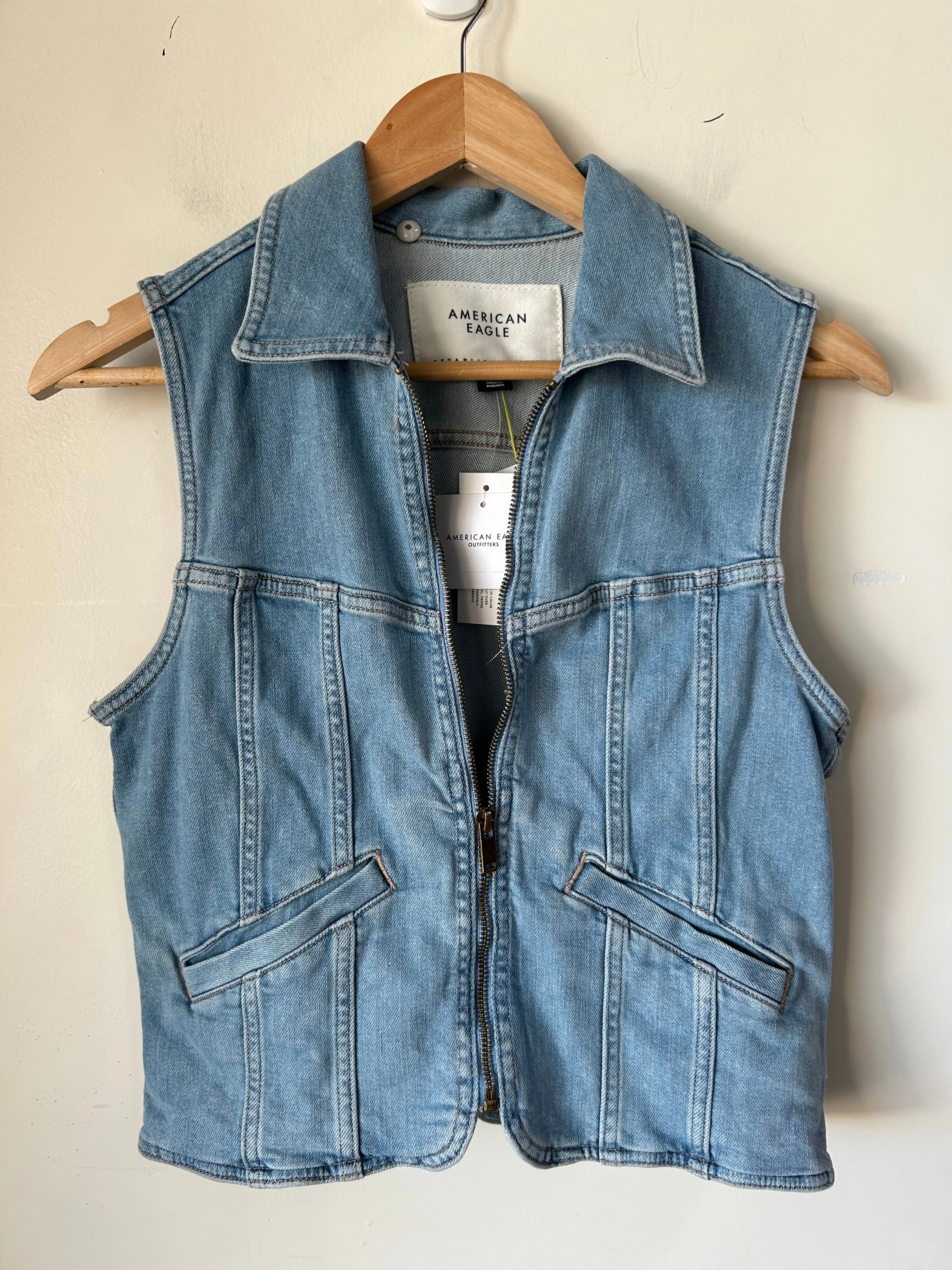 American Eagle Denim Jacket Size Small