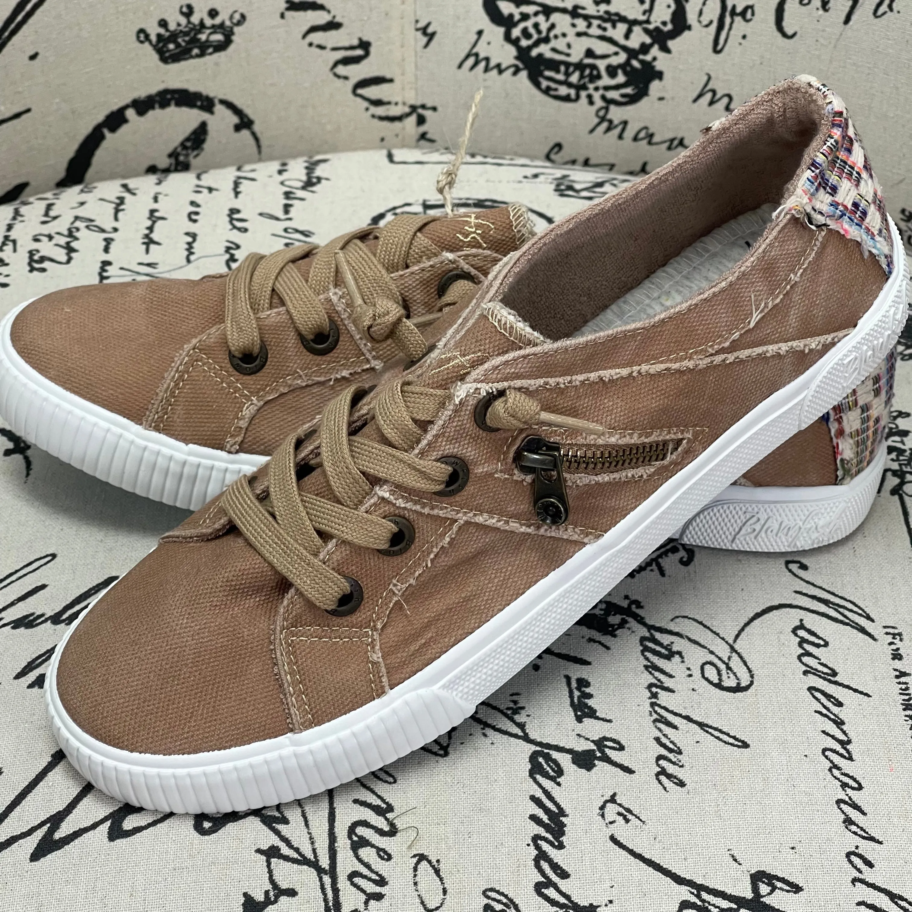 Blowfish Fruit Dirt Khaki Smoked Canvas Sneaker -> Khaki Blowfish Fruit Canvas Sneaker