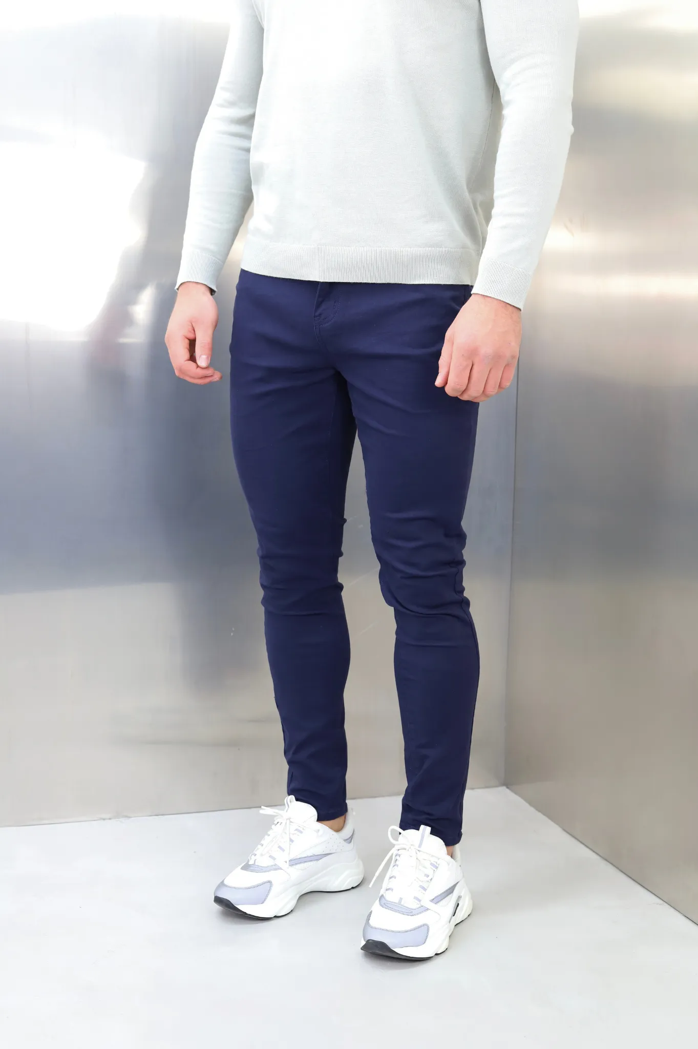 CHINO Pants in Navy Color