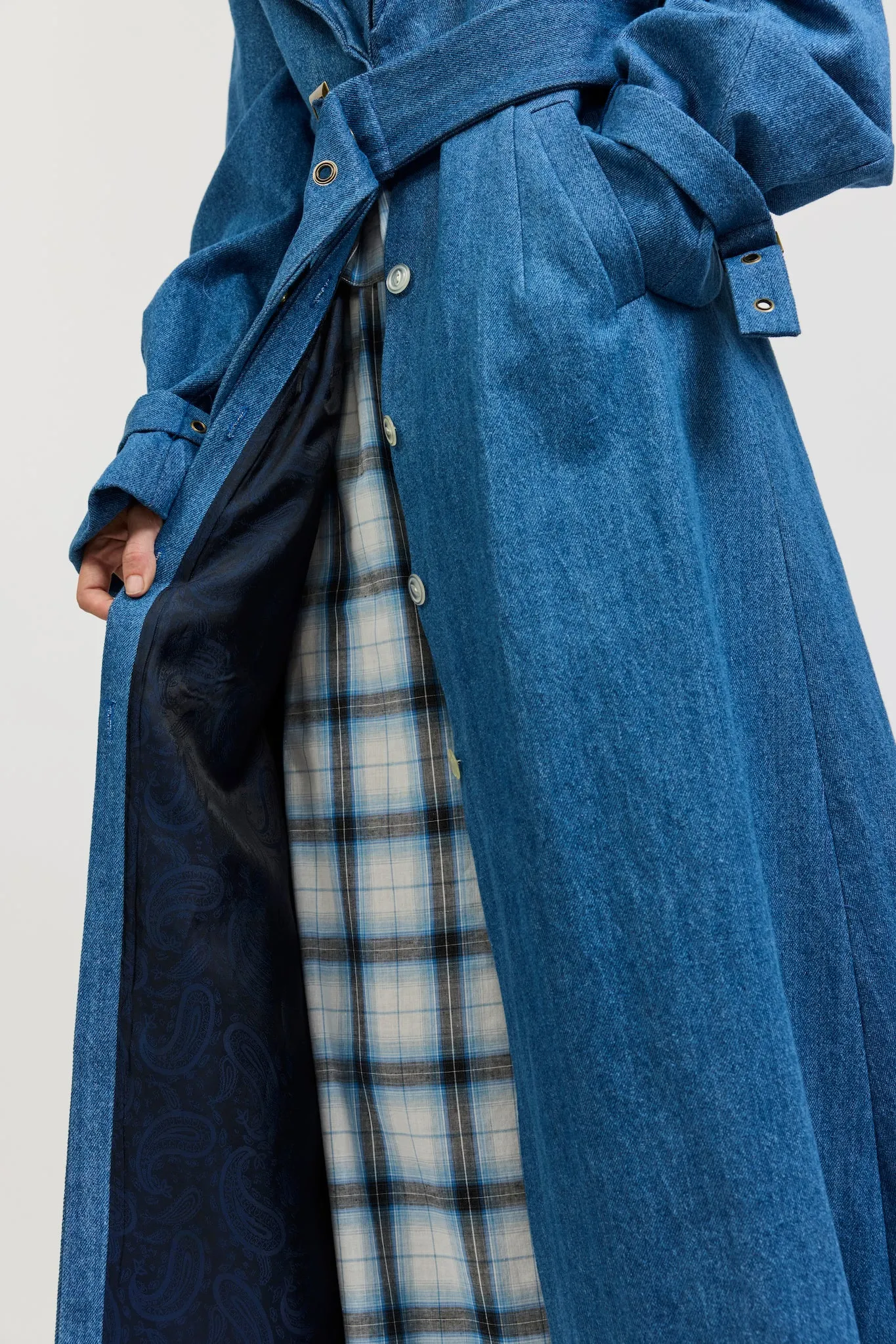 Elliot Trench Coat in Medium Blue Denim