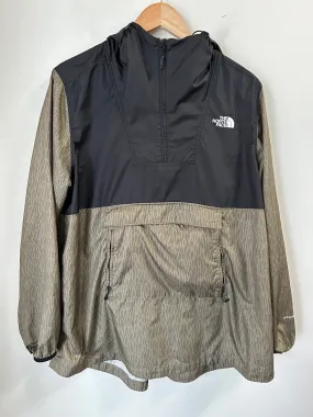 Large North Face Outerwear Size