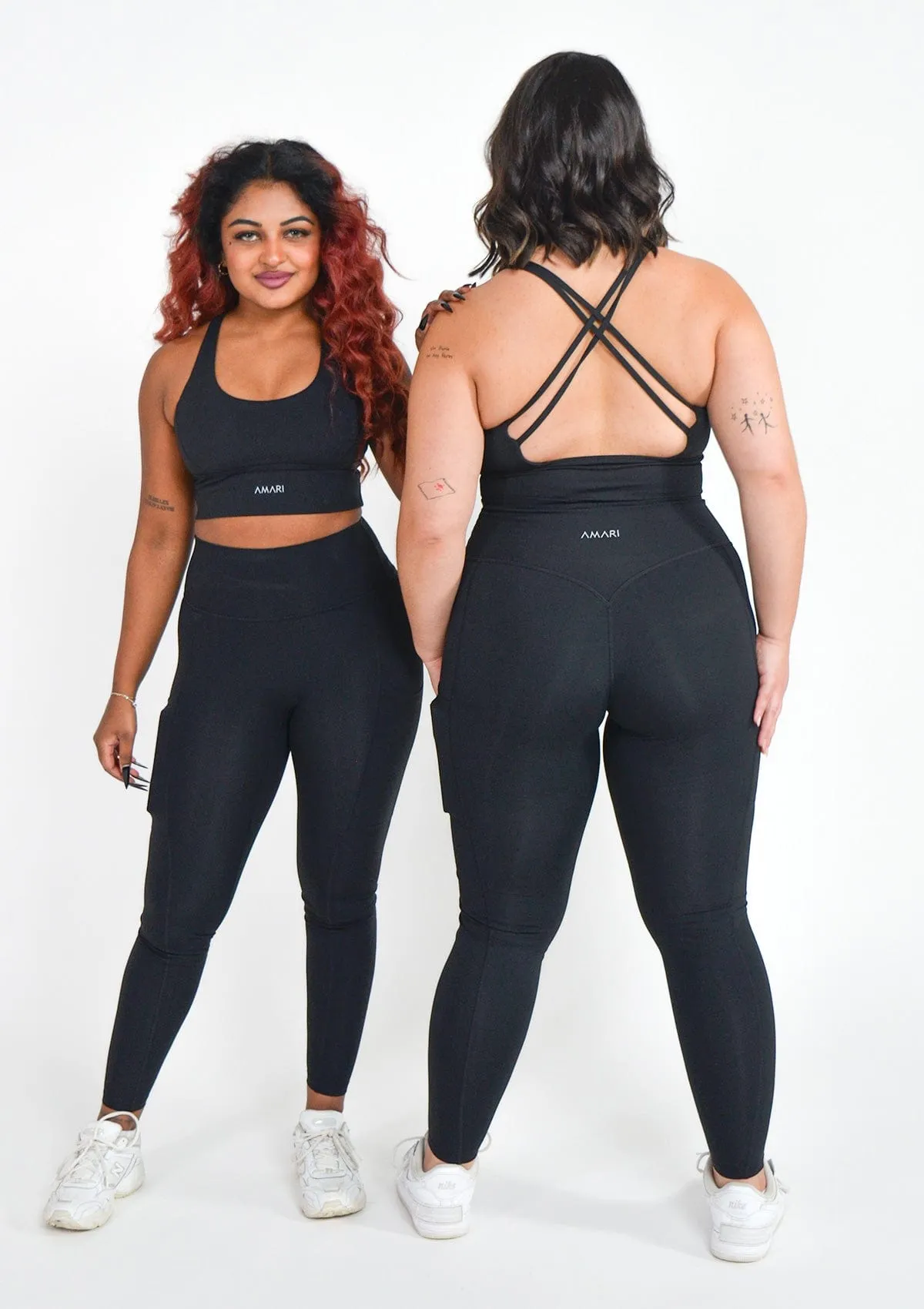 Leggings with Pockets in Black