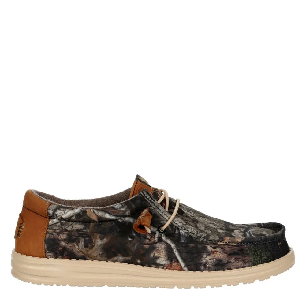 Men's Slip On Sneaker in Mossy Oak Design