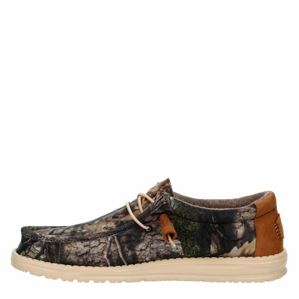 Men's Slip On Sneaker in Mossy Oak Design