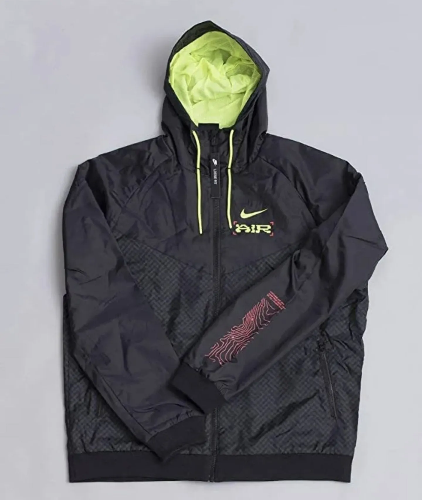 Nike Men's Catching Air Windrunner Jacket Black Volt - Shop Now