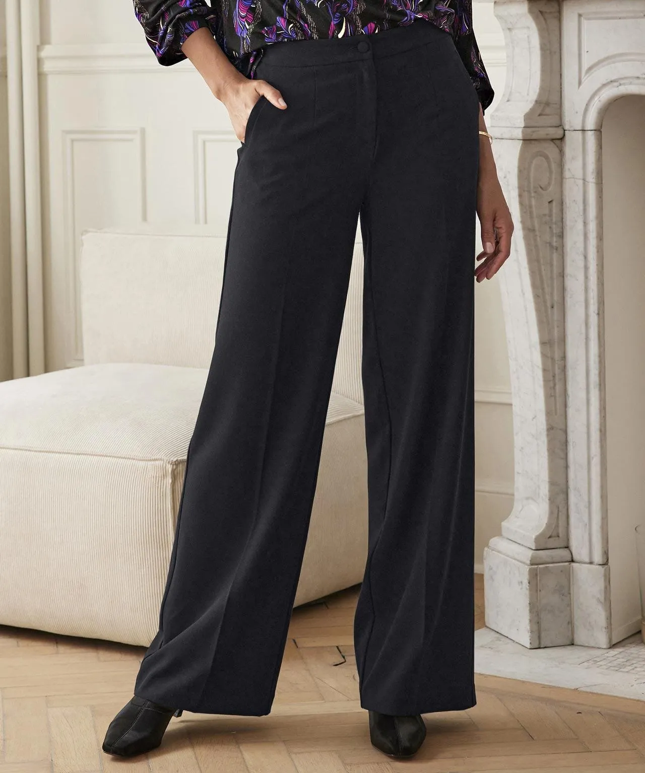 Fashionable Wide-Leg Pants