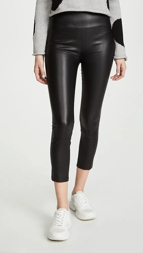 Women's Capri Leggings by SPRWMN